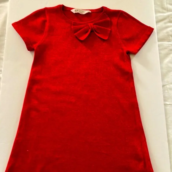 H & M Toddler girls Red Holiday or Christmas dress.